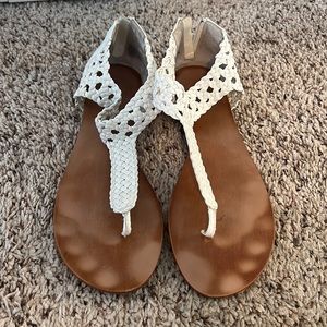 White Nine West sandals in size 9